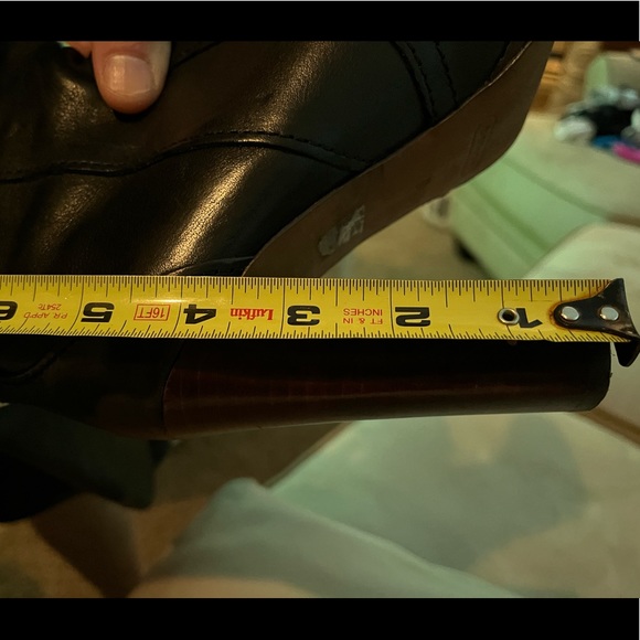 COPY - Beautiful authentic coach leather knee high boots - Picture 4 of 5